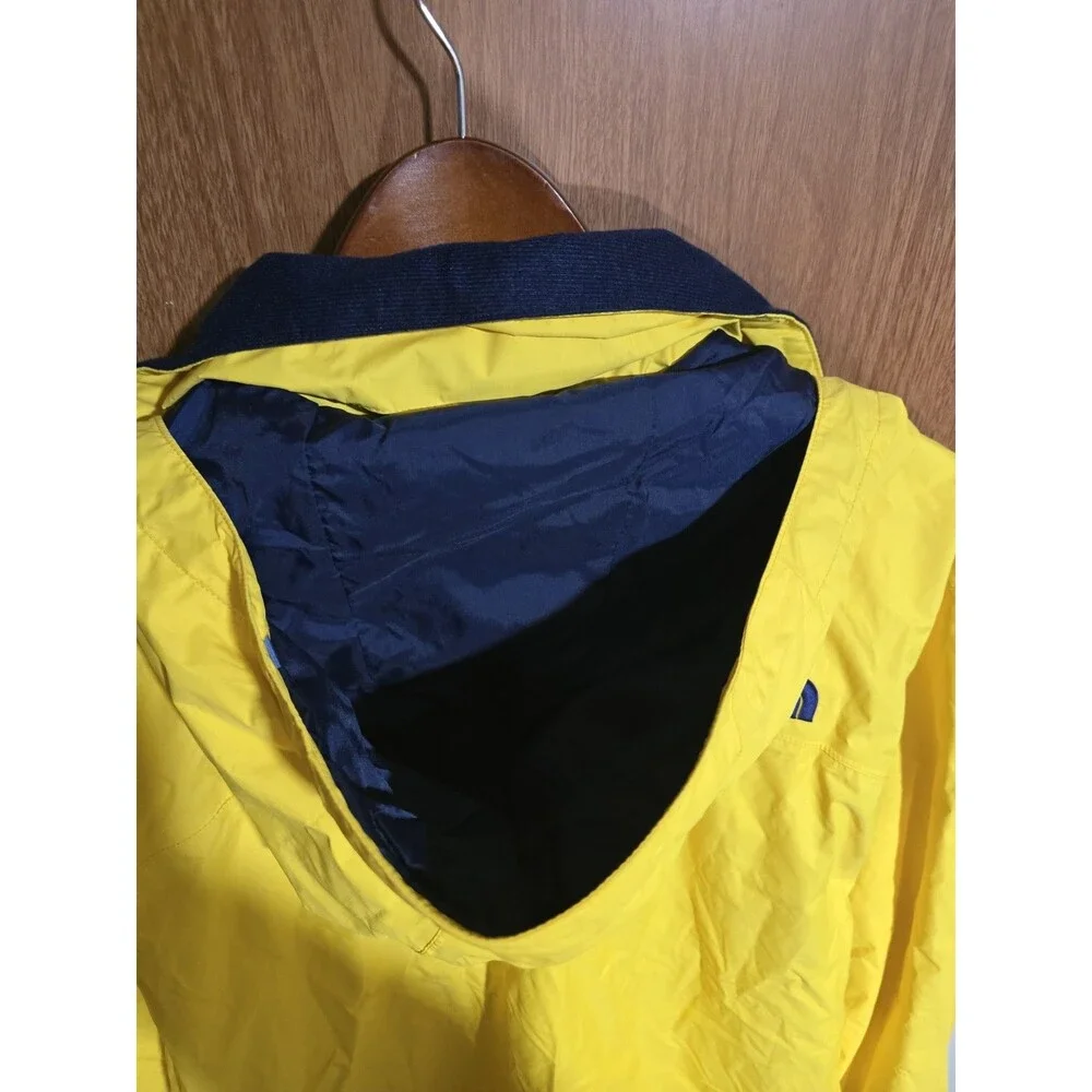 NWT The North Face Resolve Jacket Men’s M Medium Freesia Yellow Rain Hooded